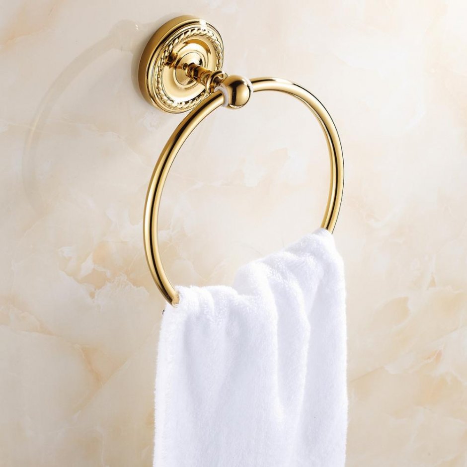 Держатель для полотенца в ванную кольцо