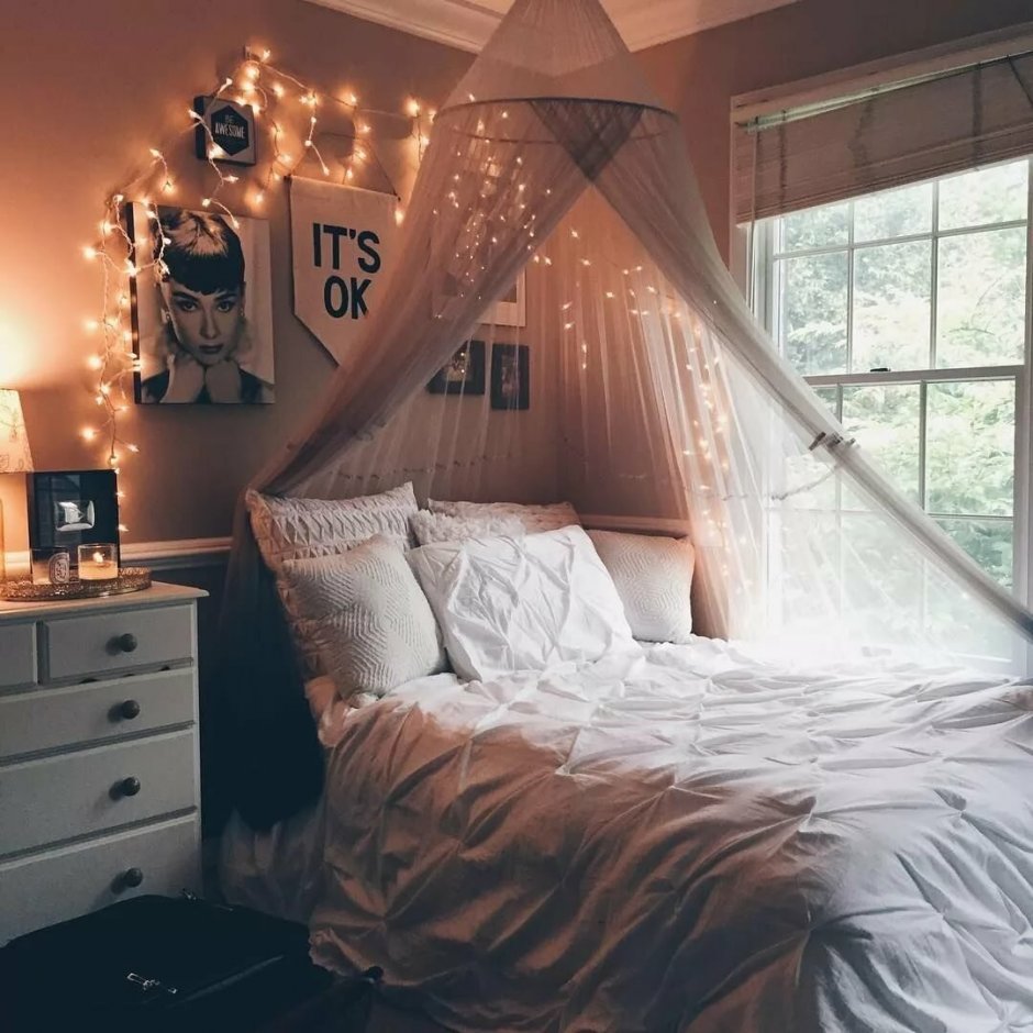 Уютная спальня для девочки подростка