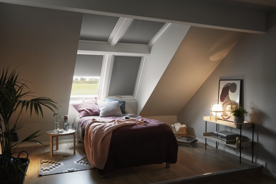 Мансардные окна утопленное в помещение