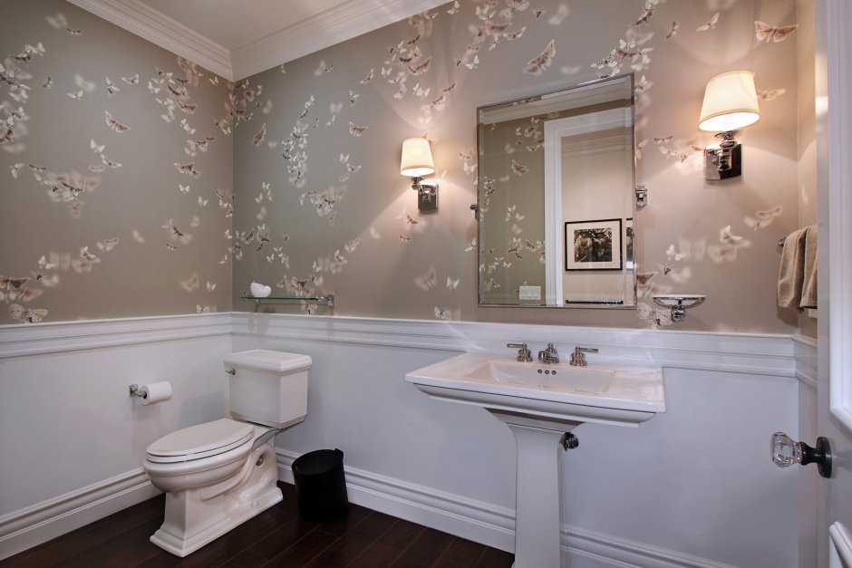 Ванная комната с крашеными стенами