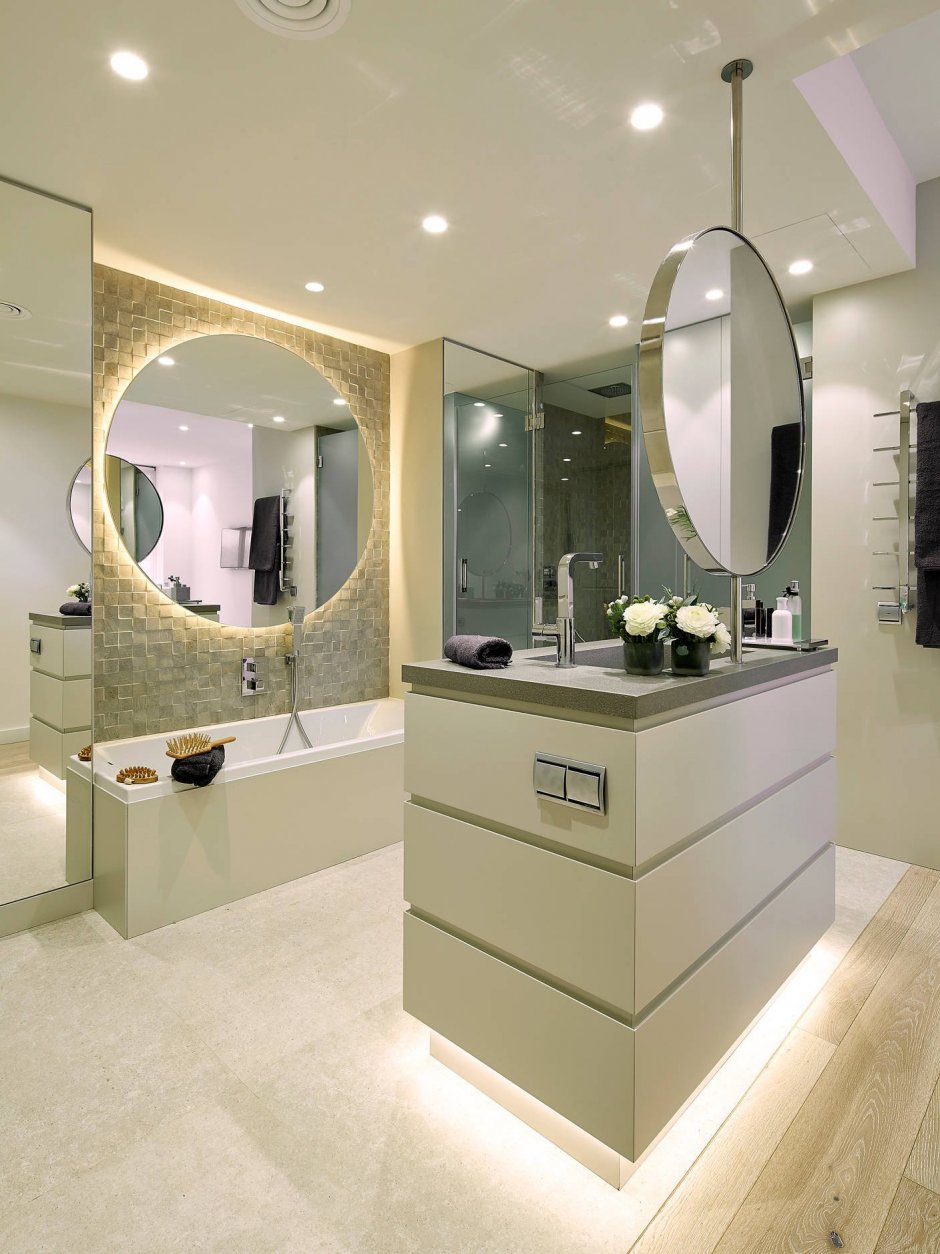 Красивые зеркала в ванную в современном стиле