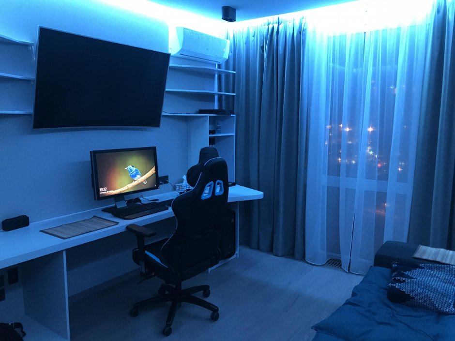 Комната с подсветкой для подростка