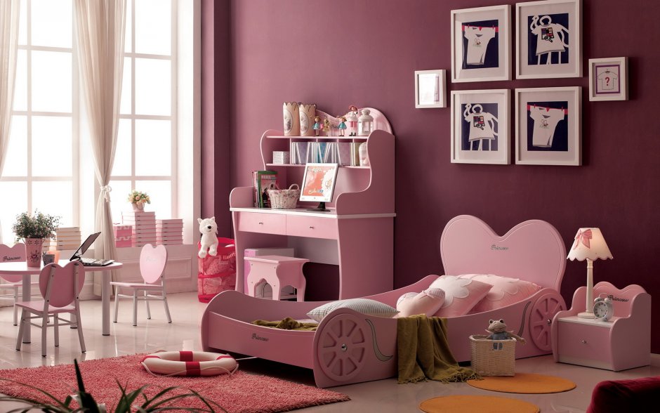 Комната для девочки в розовом стиле