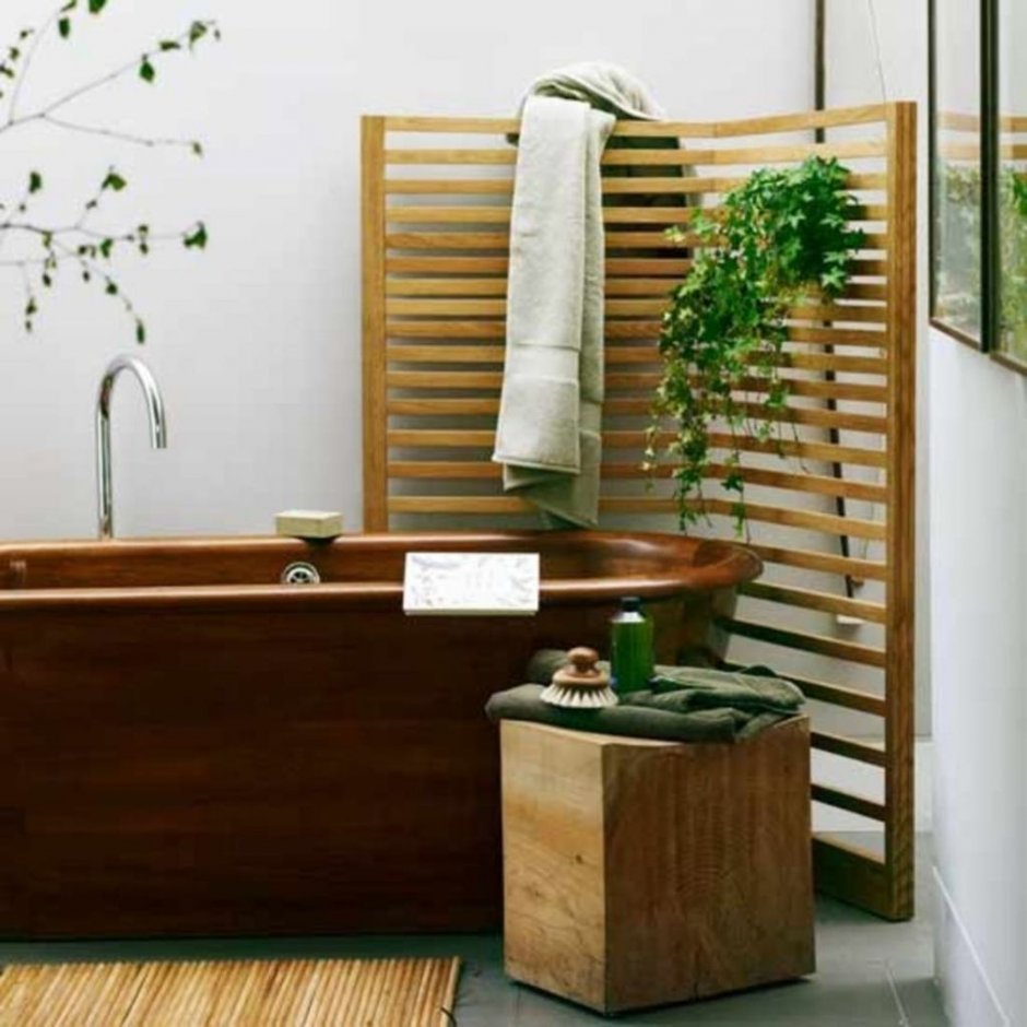Деревянная ширма в ванную