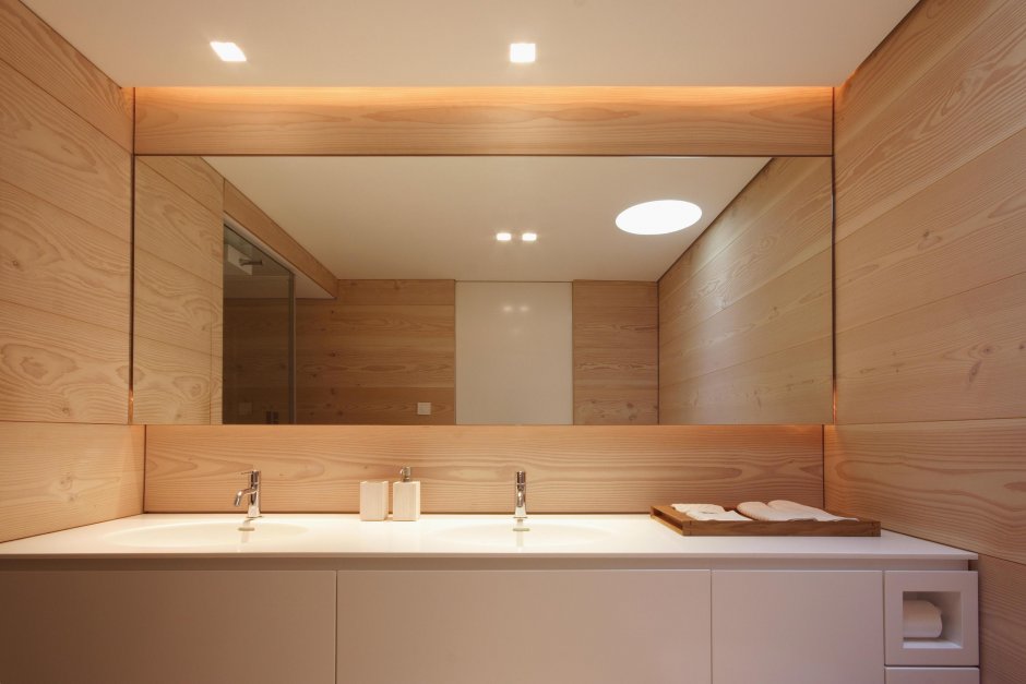 Деревянные влагостойкие панели для ванной