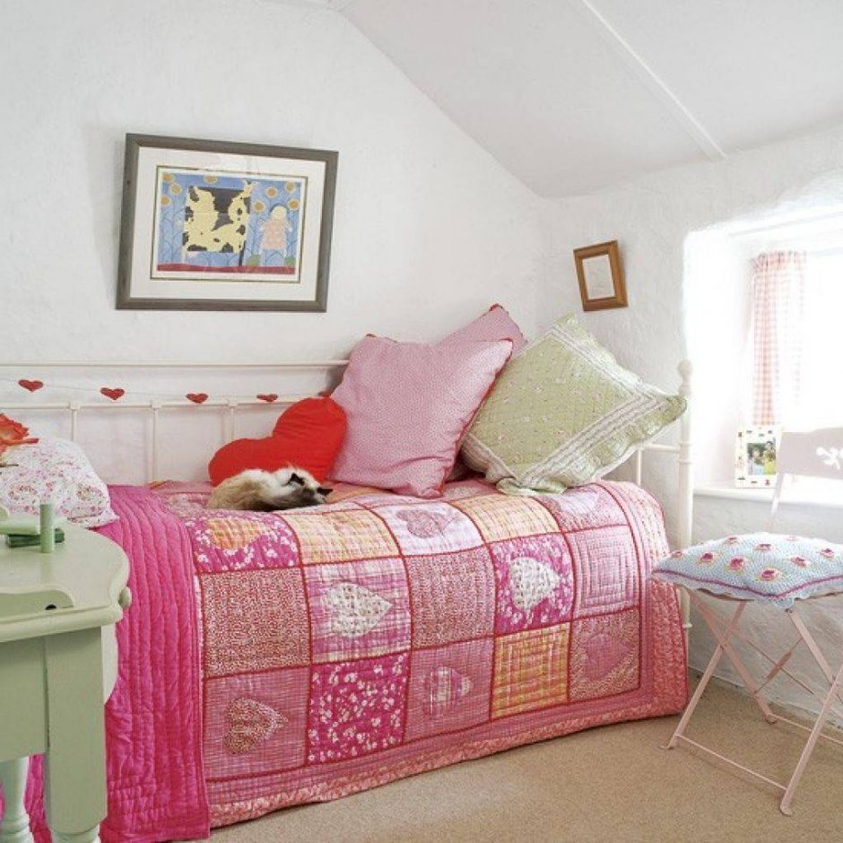 Уютные комнаты для девочек розовые