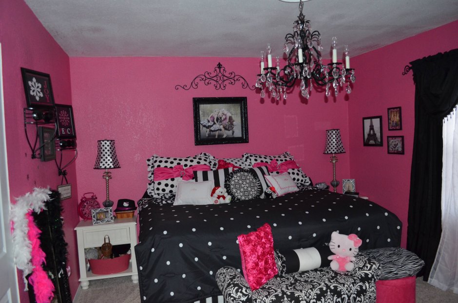 Комната в черно розовом стиле