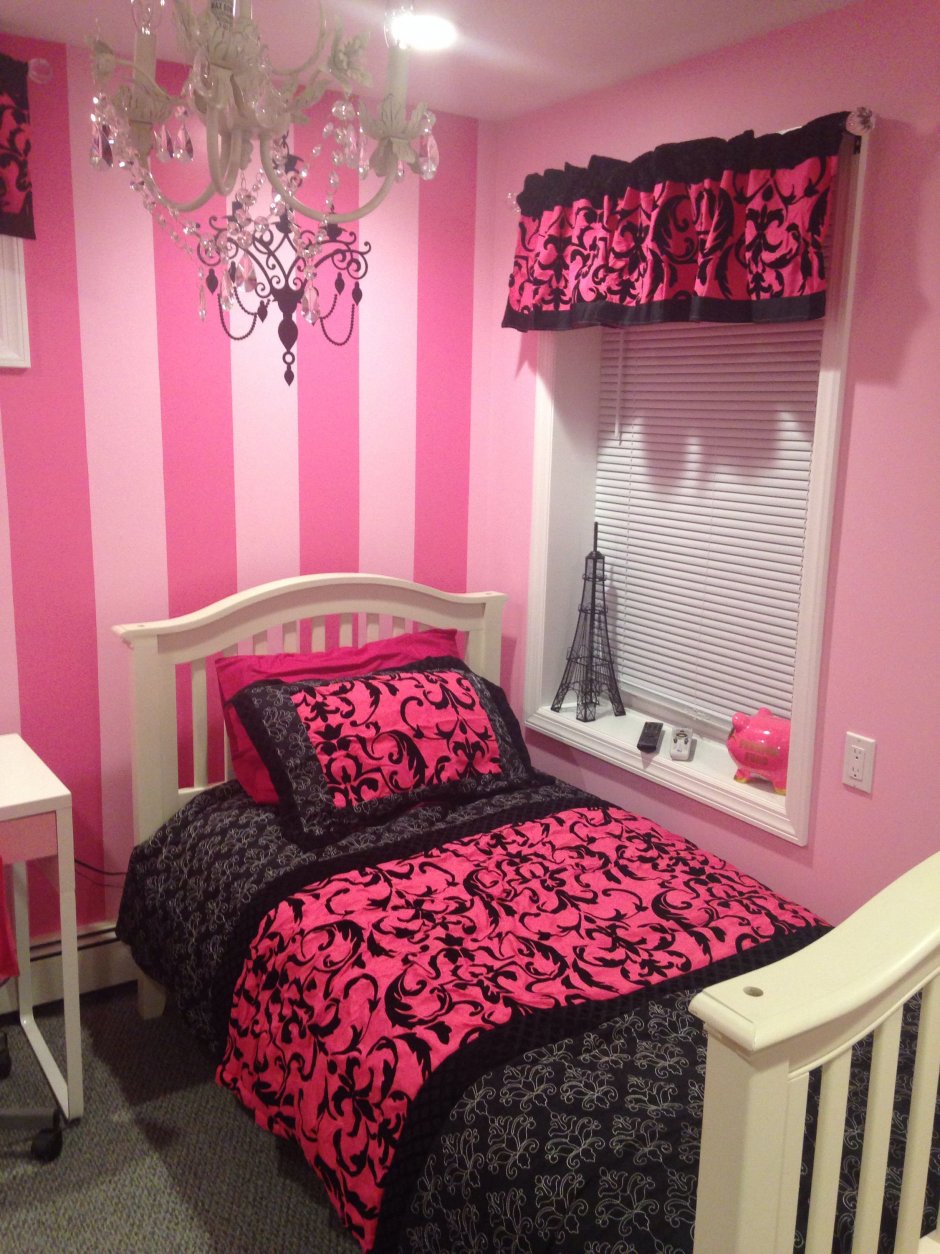 Черно розовая комната для девочек