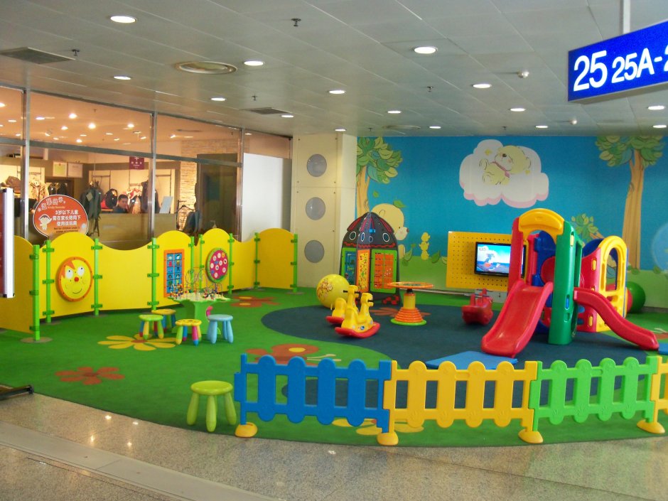 Игровые комнаты для детей в аэропортах