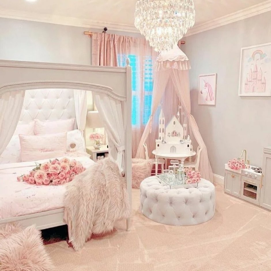 Шикарная спальня для девочки