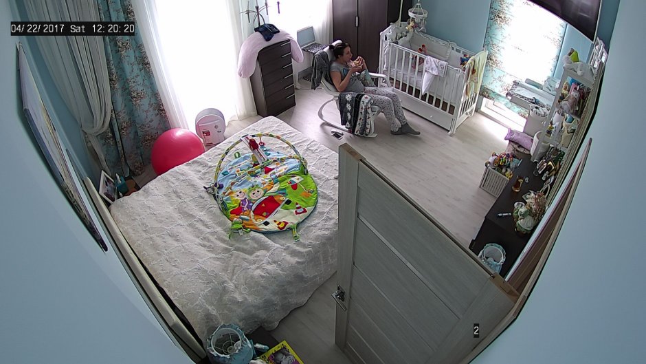 Скрытая камера в детской комнате (28 фото)