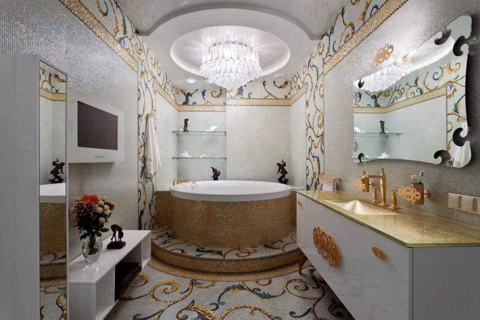 Белая ванная комната золото