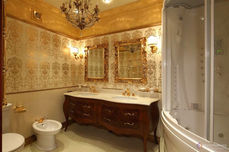 Ванная комната в золотом стиле