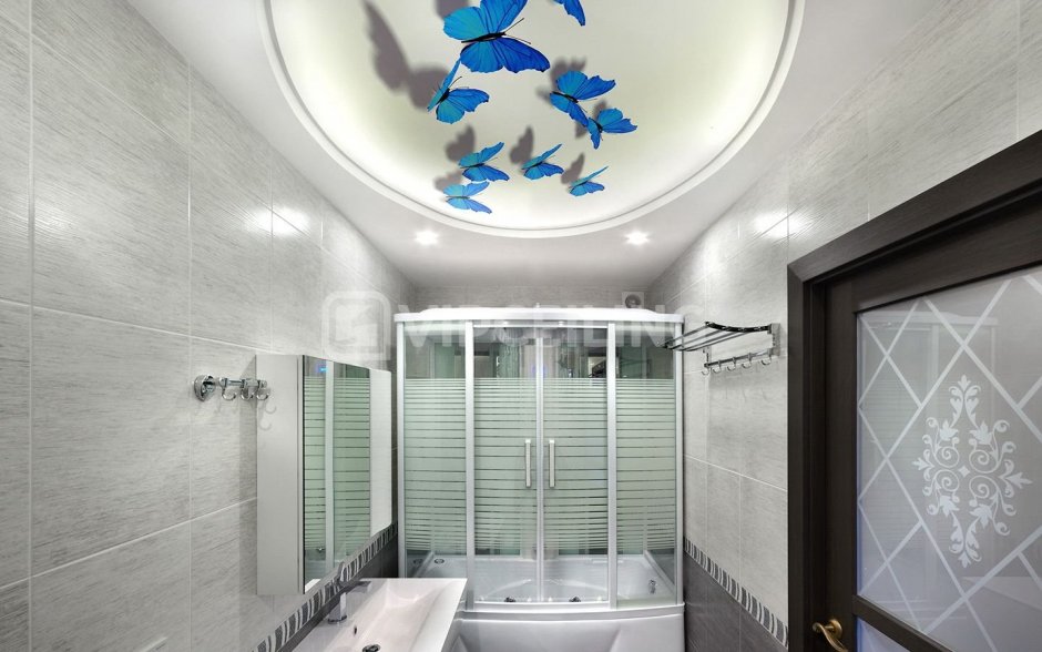 Натяжные потолки для ванной комнаты с бабочками