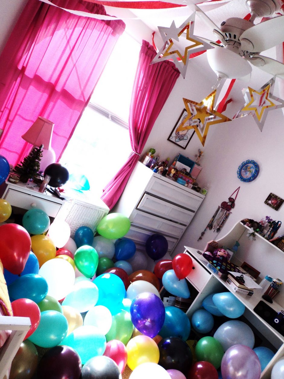 Украшение комнаты на день рождения девушке
