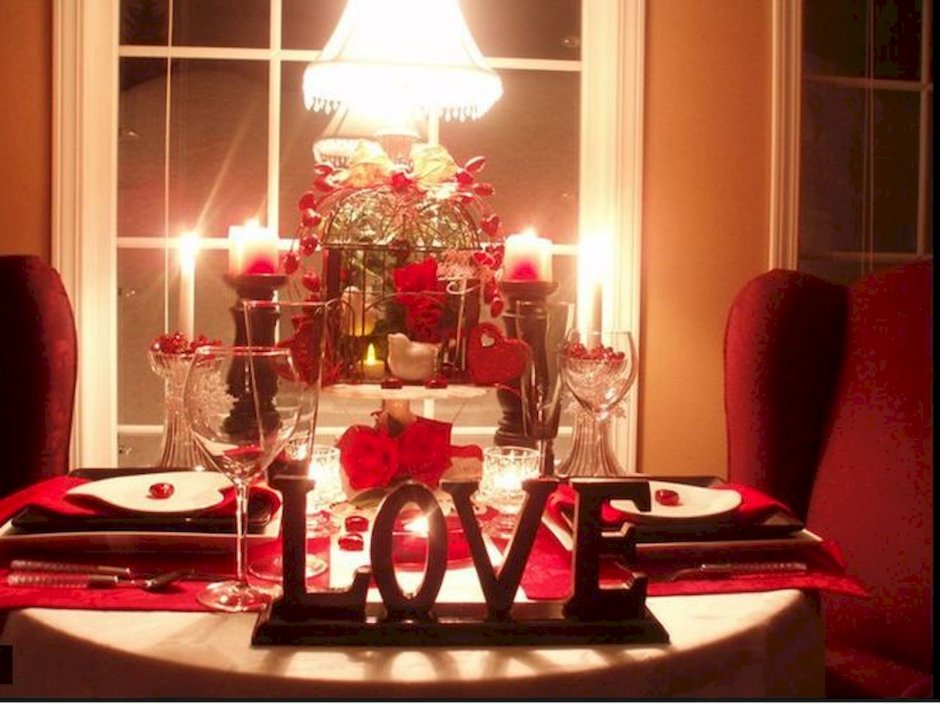 Романтический ужин в комнате
