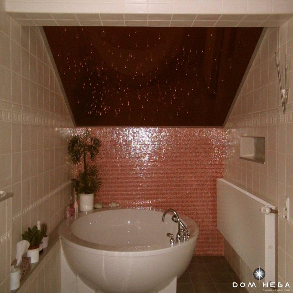 Потолок звездное небо в ванной