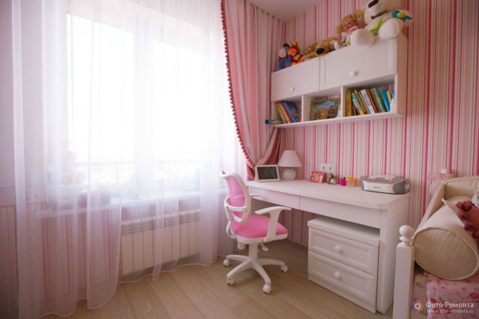 Детская комната для девочки школьницы