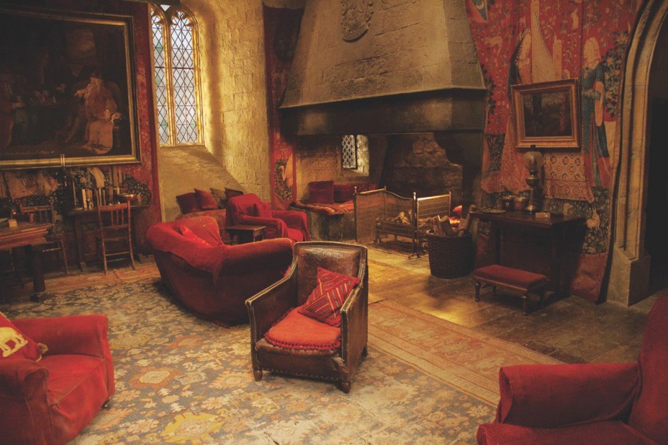 Комната в стиле Гарри Поттера Гриффиндор (29 фото)