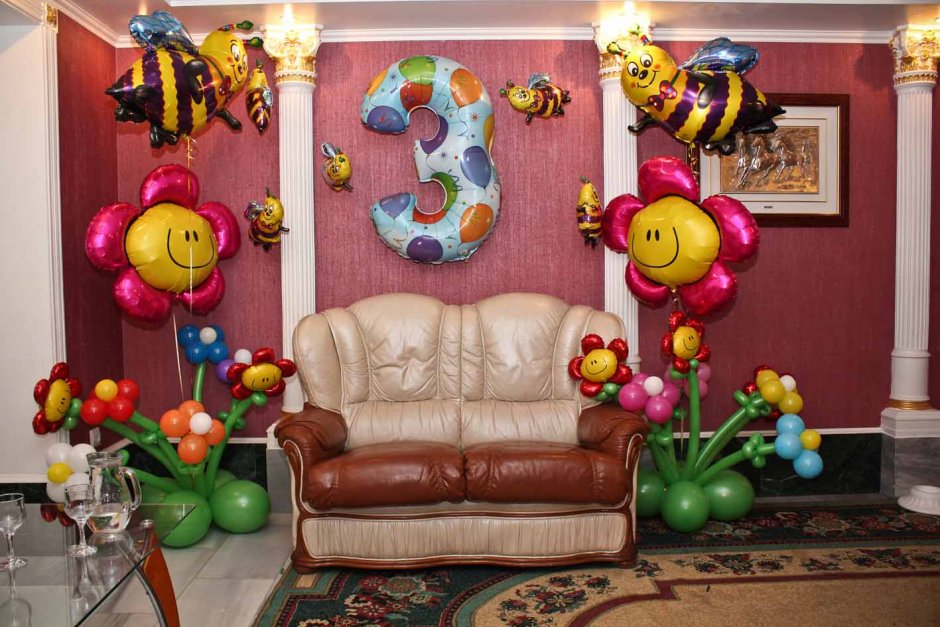 Украсить комнату шарами на 3 года мальчику на день рождения