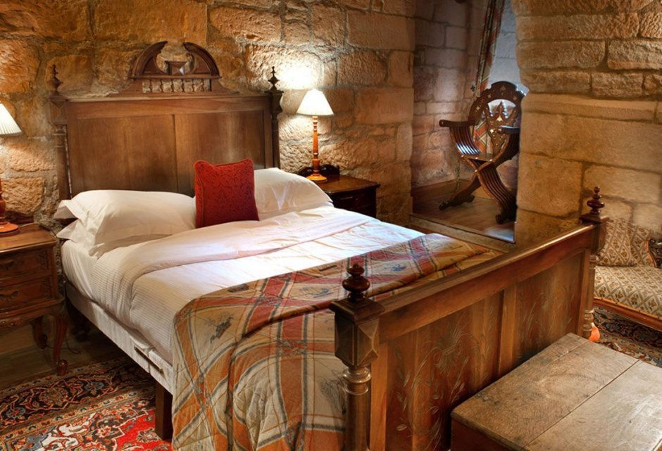 Отель «Dalhouse Castle & Spa», Эдинбург