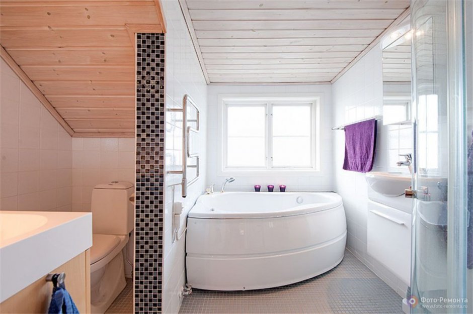 Ванная угловая в доме в скандинавском стиле
