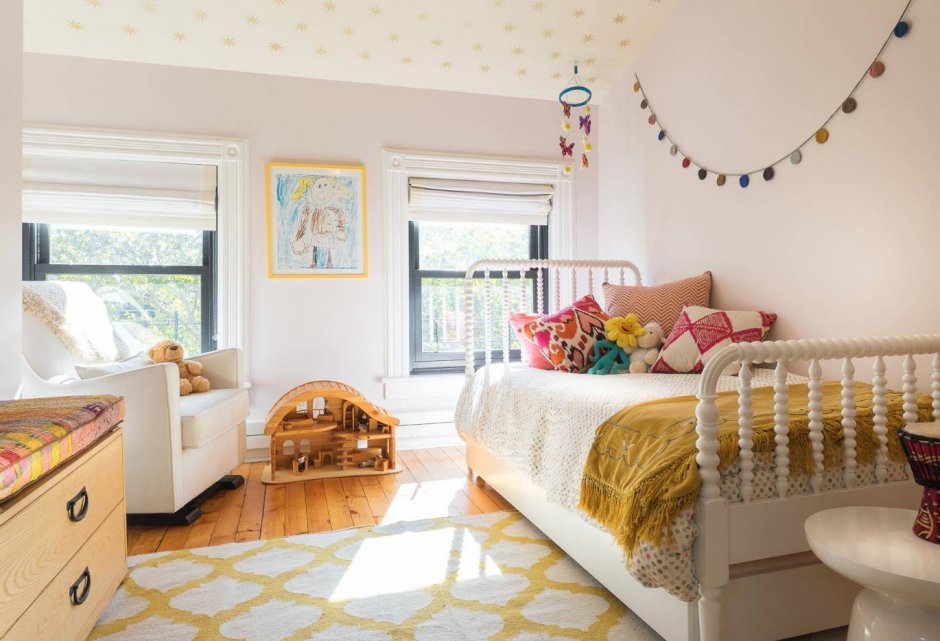 Детская комната в красивой цветовой палитре