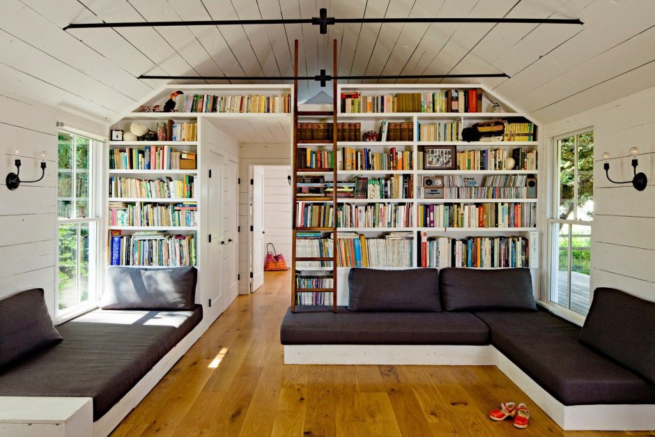 Книжная комната в доме