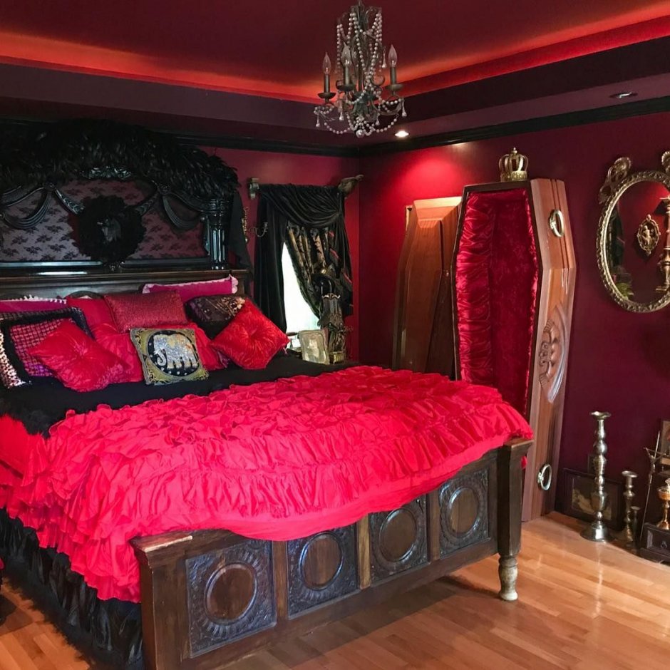 Спальня в вампирском стиле