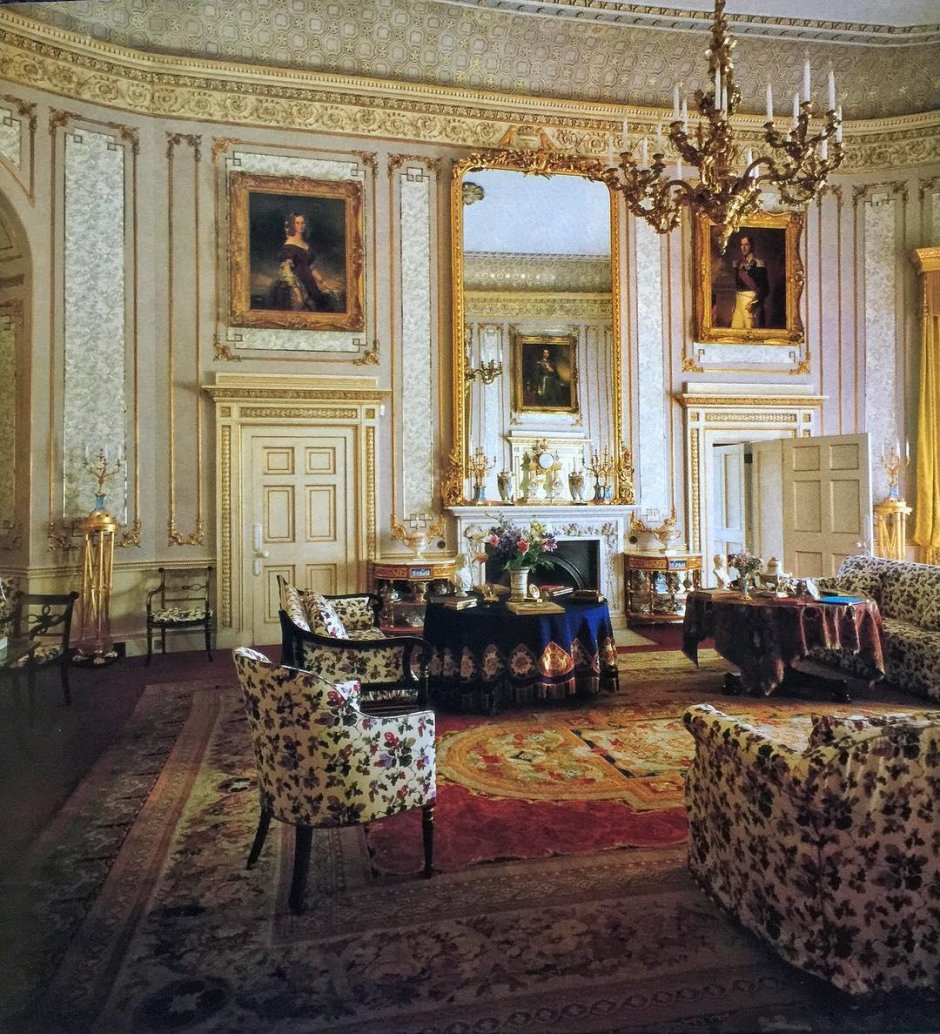 Букингемский дворец спальня королевы Виктории