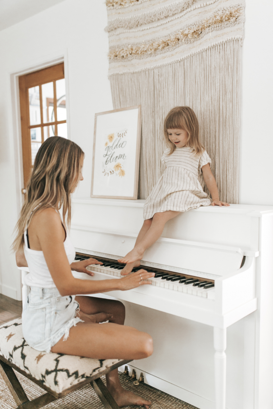 Детская комната с фортепиано
