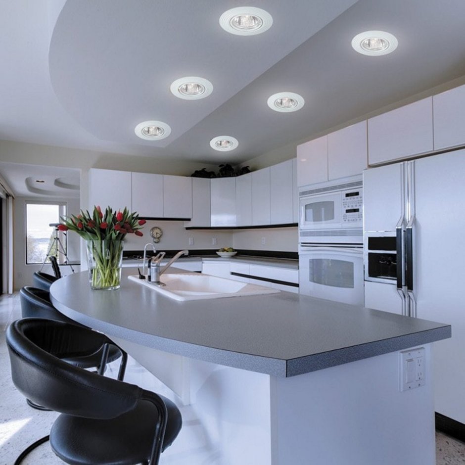 Современные точечные светильники для натяжных потолков на кухне