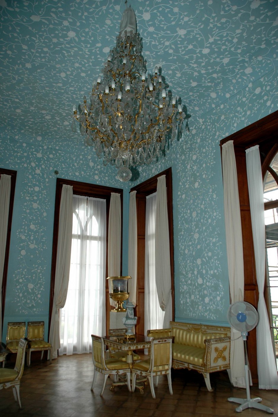 Голубая гостиная в Воронцовском Дворце советское время