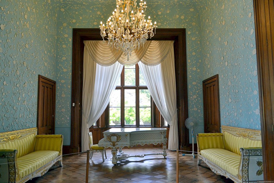 Бело-голубая гостиная в Воронцовском Дворце