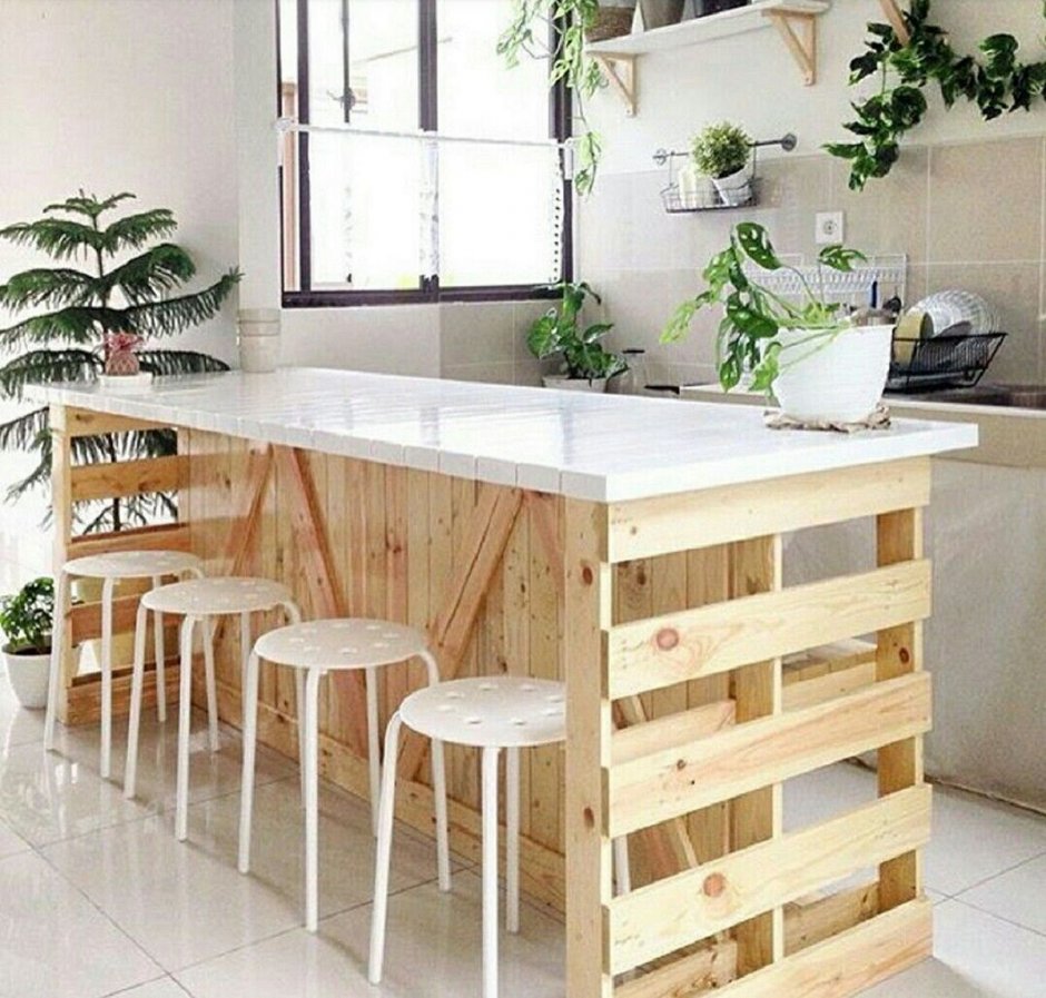Кухонный стол из паллет