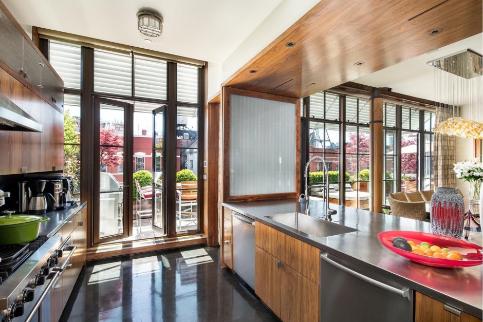 Летняя кухня с панорамными окнами (34 фото)