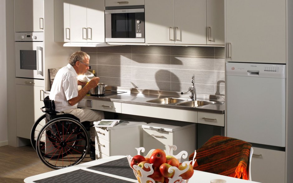 Кухня для людей с ограниченными возможностями (32 фото)