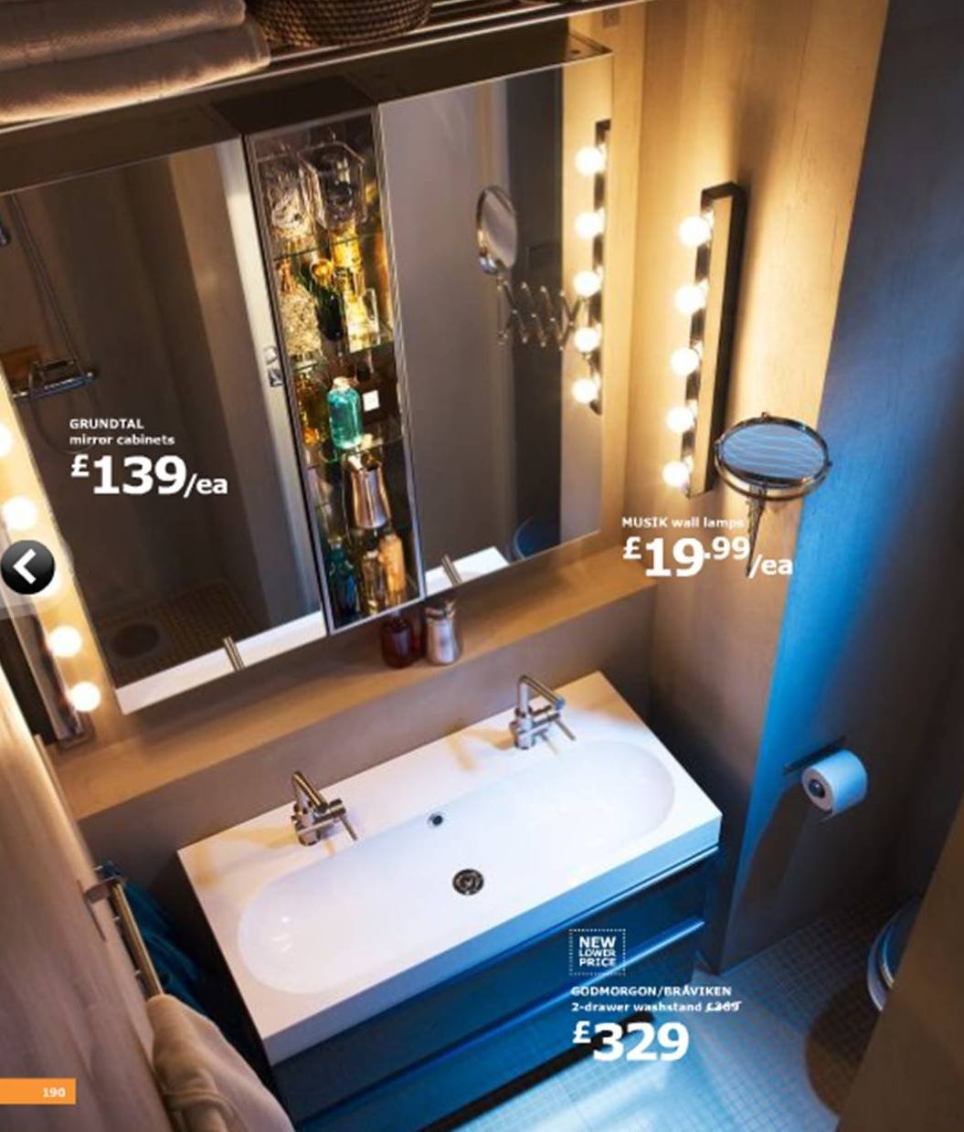 Изготовление ванных комнат. Шкаф над раковиной в ванной. Зеркало шкаф с подсветкой в ванную. Зеркало в интерьере ванной. Подсветка шкафа в ванной.