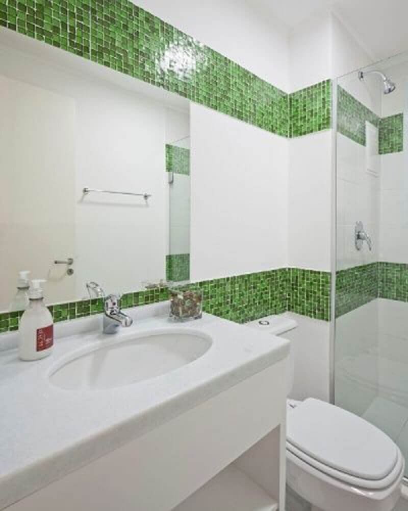 Салатовая мозаика для ванной