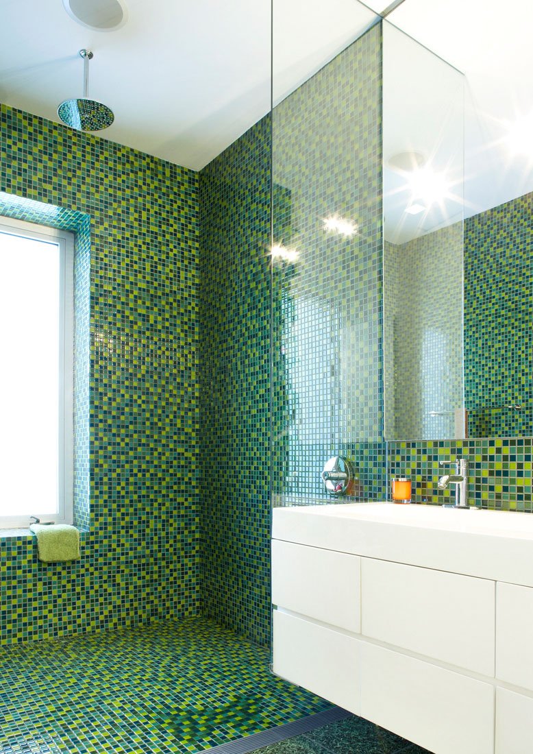 Ванная зеленая мозаика