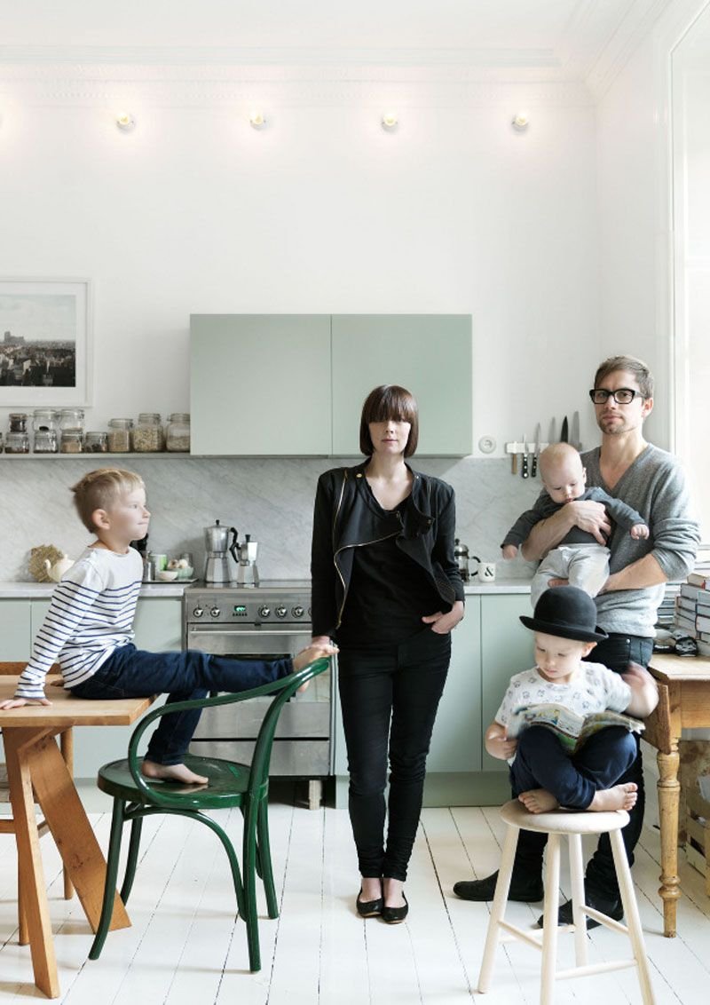Семейные фотографии в интерьере квартиры