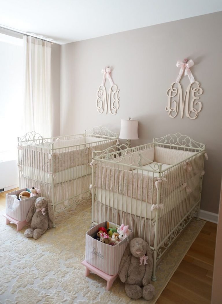 Комната для новорожденных двойняшек