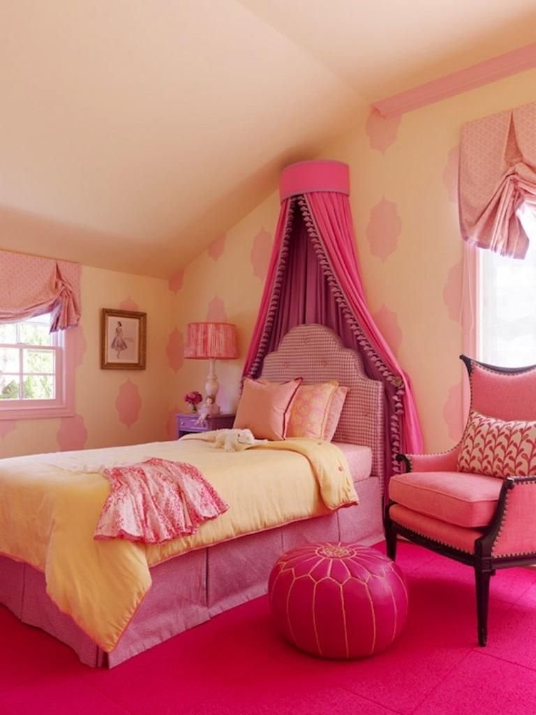 Красивая комната для девочки розовая