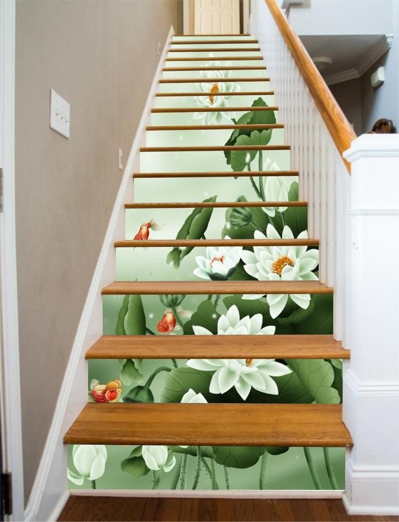 Цветы на лестнице