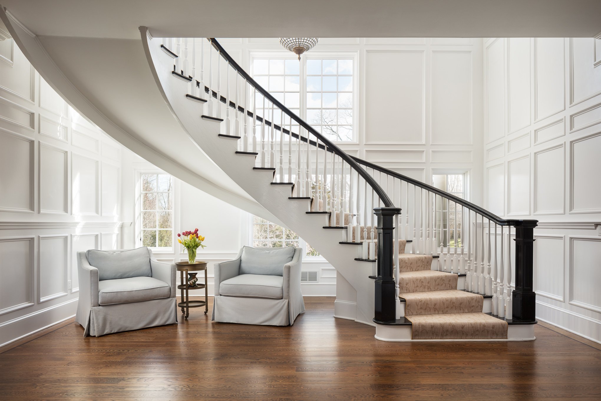 Прокат лестницы. Красивые лестницы. Лестница в доме. Лестница в классическом стиле. Интерьерные лестницы.
