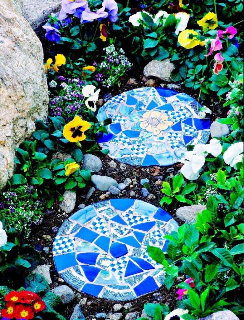 Мозаичные украшения сада