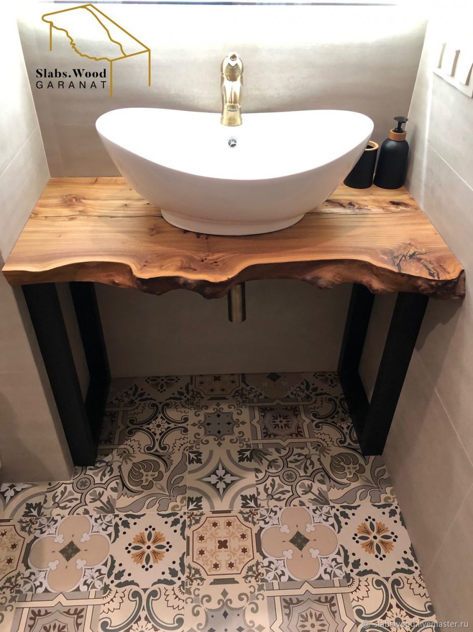 Деревянная столешница в ванную под раковину