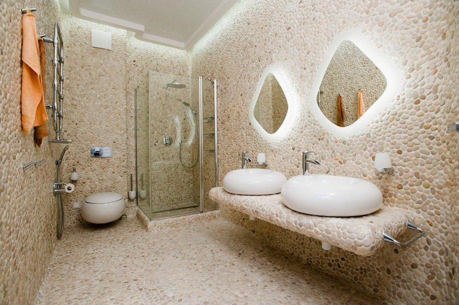 Мозаичная штукатурка в ванной