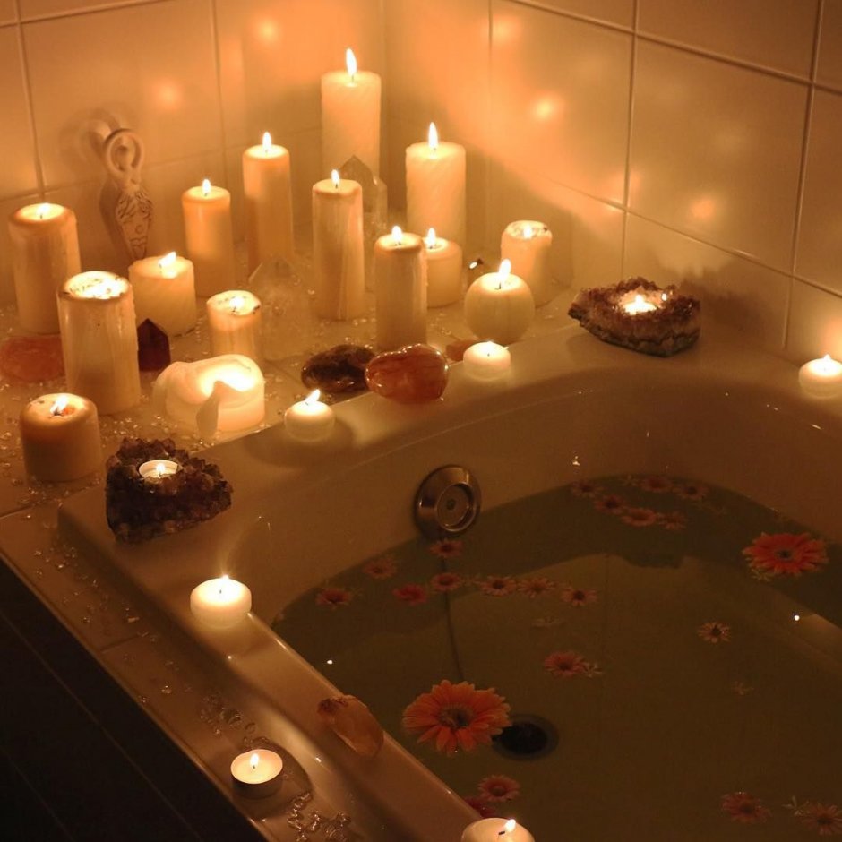 Ванная со свечами