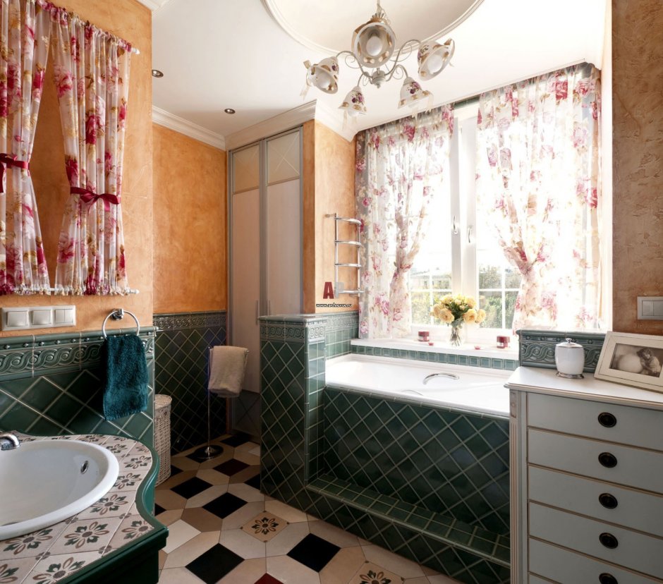 Маленькая ванная комната в стиле Прованс в хрущевке